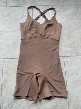 HONEYLOVE Mid Thigh Shapewear Sculpting Bodysuit